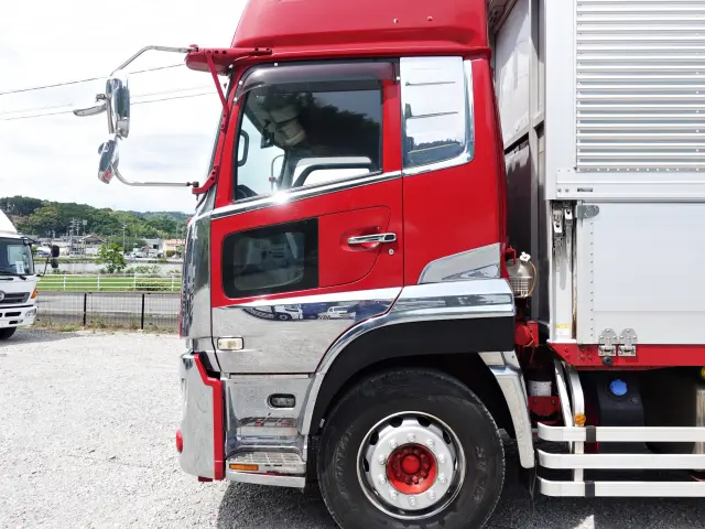 UD クオン 2PG-CD5CA(6x2)の写真16