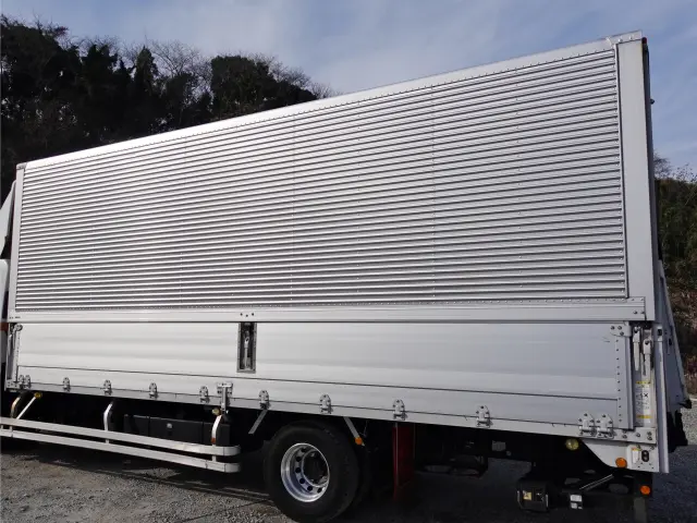 いすゞ フォワード 2RG-FRR90T2(2WD)の写真11