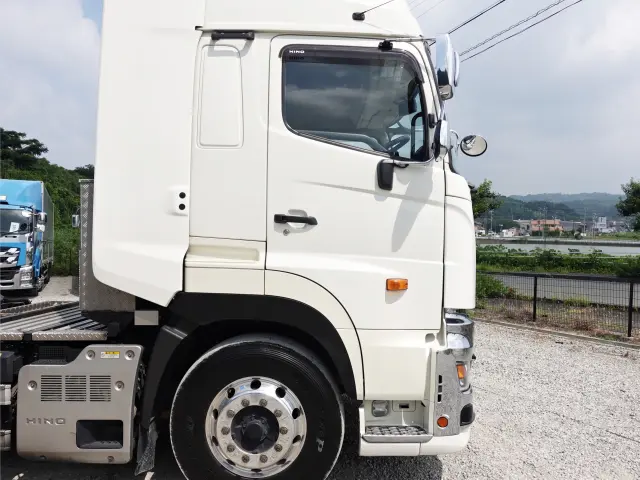 日野 プロフィア 2DG-SH1EEGG(2WD)の写真7