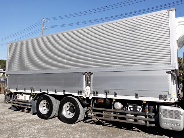 日野 プロフィア QPG-FR1EPEA(6x2)の写真9