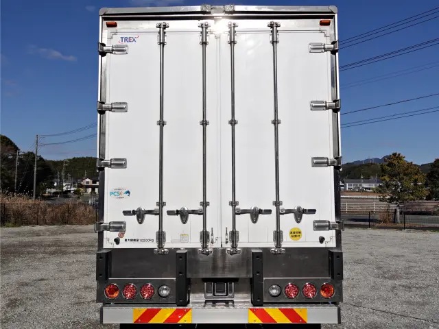 日野 プロフィア QPG-FR1EPEA(6x2)の写真11