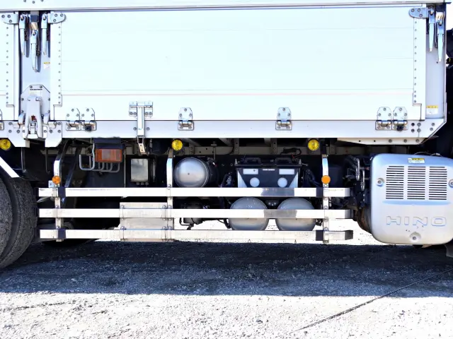 日野 プロフィア QPG-FR1EPEA(6x2)の写真22