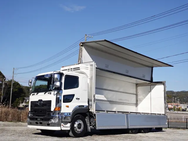 日野 プロフィア QPG-FR1EPEA(6x2)の写真30