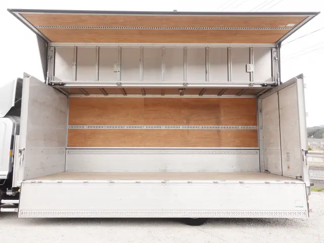 いすゞ フォワード FRR90T2(2WD)の写真15