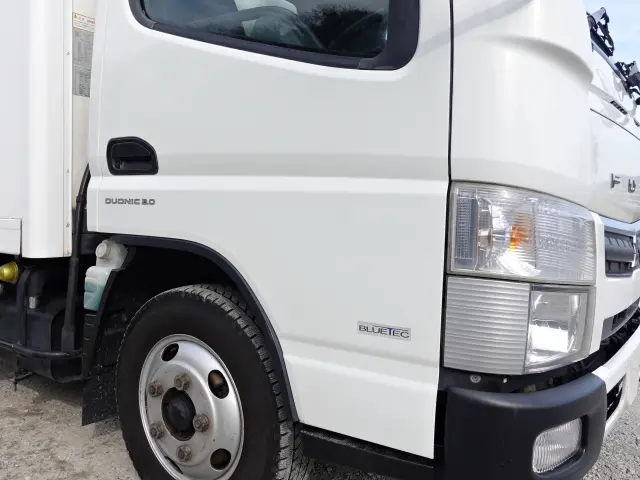 三菱 キャンター TPG-FEA50(2WD)の写真7