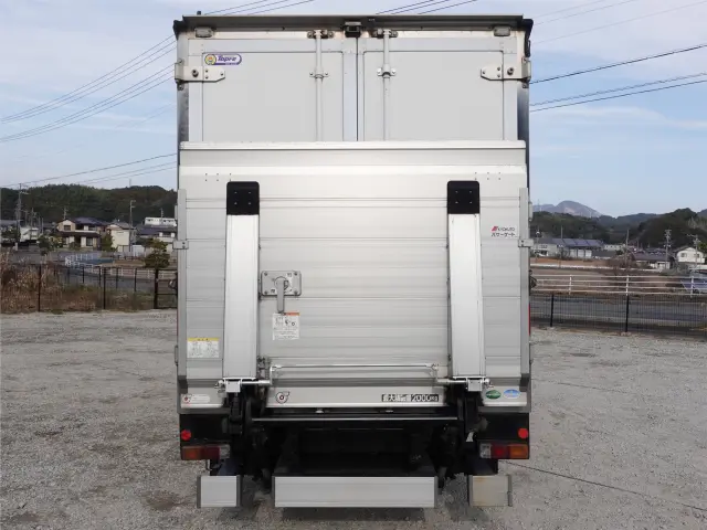 三菱 キャンター TPG-FEA50(2WD)の写真11