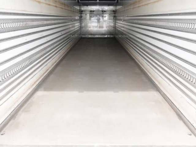 日野 プロフィア 2DG-FR1AHG(6x2)の写真22