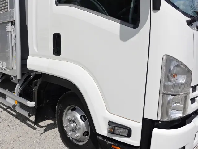 いすゞ フォワード TKG-FRR90S2(2WD)の写真6