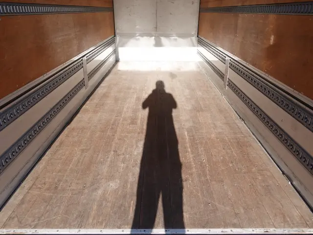 日野 レンジャー TKG-FD7JLAG(2WD)の写真17