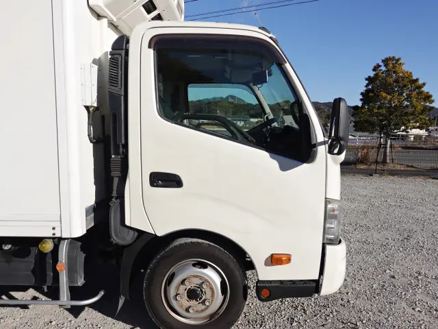 日野 デュトロ SKG-XZU710M(2WD)の写真8