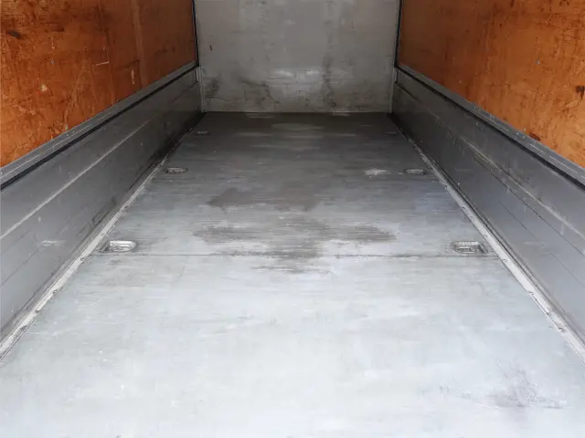 トヨタ ダイナ TPG-XZU712(2WD)の写真15
