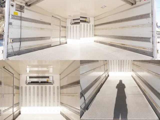 日野 デュトロ SKG-XZU710M(2WD)の写真19