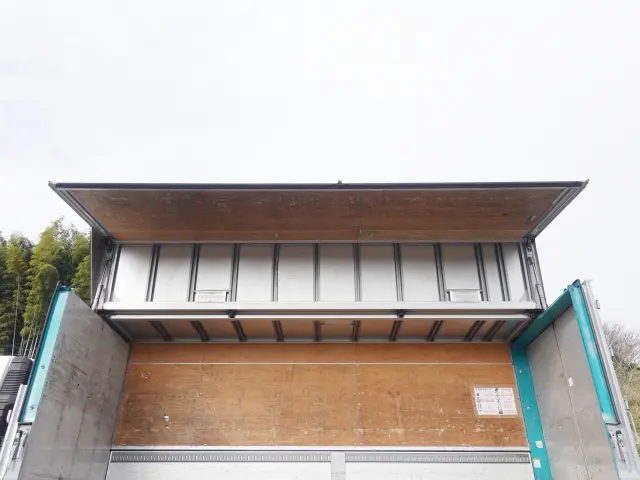 三菱 ファイター LKG-FK72FZ(2WD)の写真16