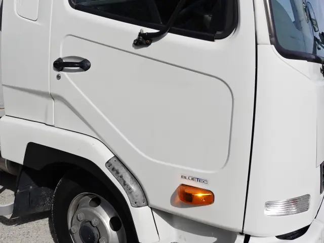 三菱 ファイター TKG-FK61F(2WD)の写真5