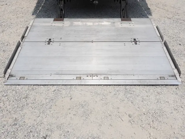 日野 レンジャー 2KG-FC2ABA(2WD)の写真9