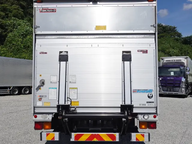いすゞ フォワード TKG-FRR90S2(2WD)の写真8