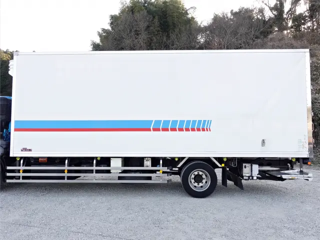 三菱 ファイター QKG-FK72FZ(2WD)の写真9