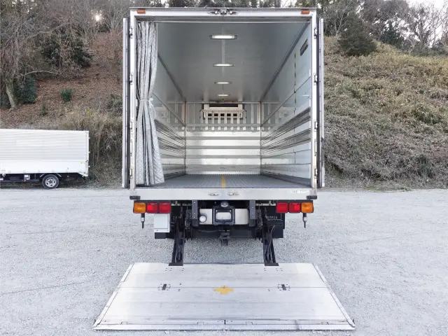 三菱 ファイター QKG-FK72FZ(2WD)の写真12