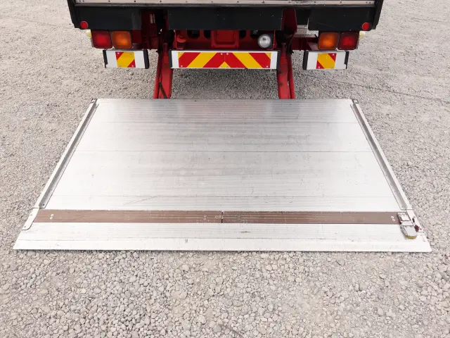 三菱 ファイター TKG-FK61F(2WD)の写真14