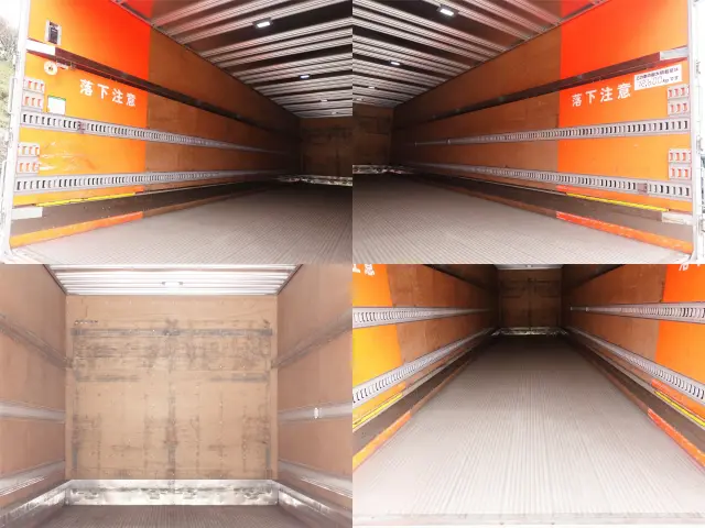 いすゞ ギガ QKG-CYE77BZ(6x2)の写真9