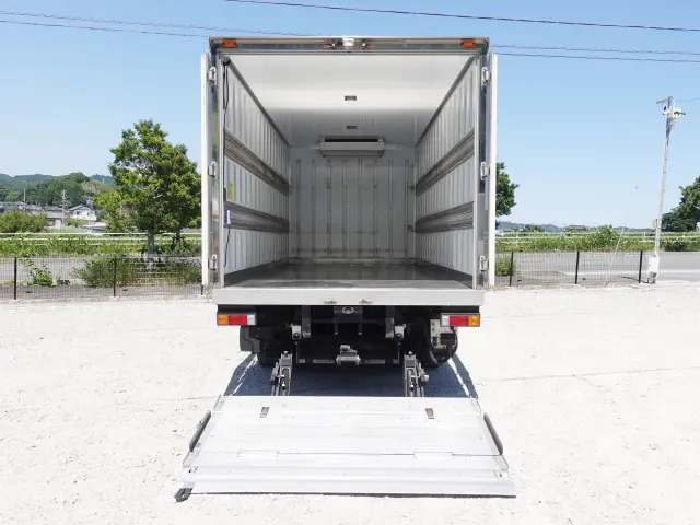 三菱 キャンター TRG-FEB8W(2WD)の写真10