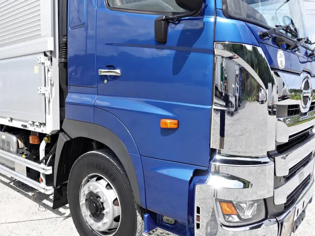 日野 プロフィア 2DG-FR1AHG(6x2)の写真6