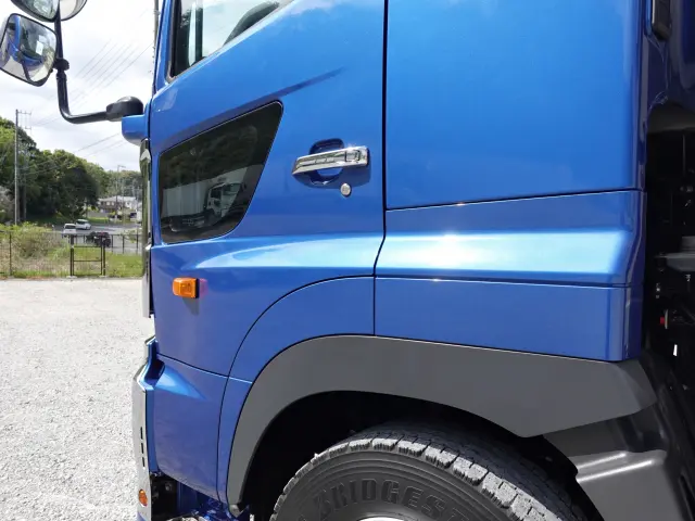 日野 プロフィア 2DG-FR1AHG(6x2)の写真13