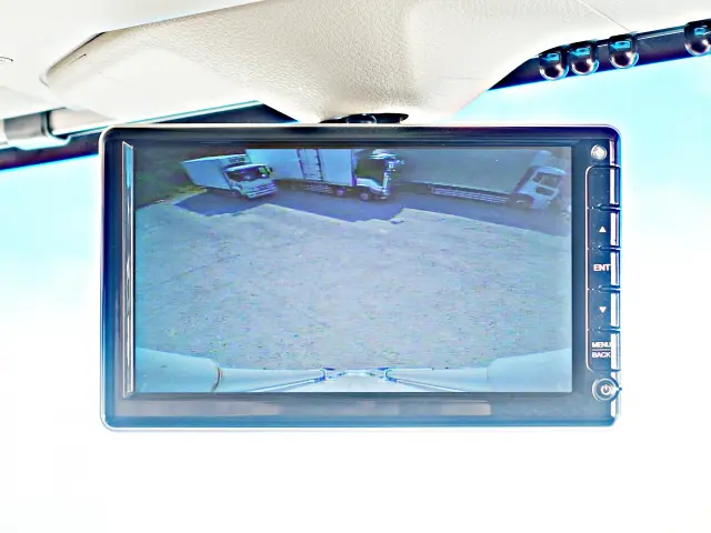 日野 プロフィア 2DG-FR1AHG(6x2)の写真31