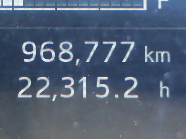 日野 プロフィア 2DG-FR1AHG(6x2)の写真32