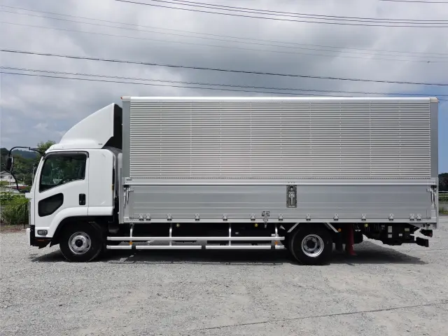 いすゞ フォワード TKG-FRR90S2(2WD)の写真9