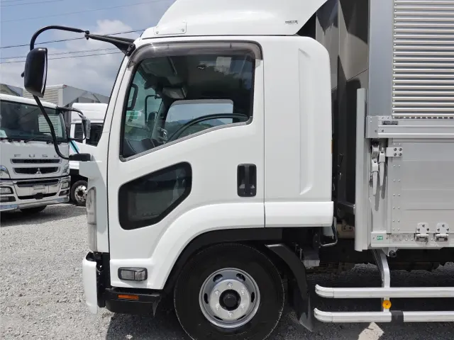 いすゞ フォワード TKG-FRR90S2(2WD)の写真10