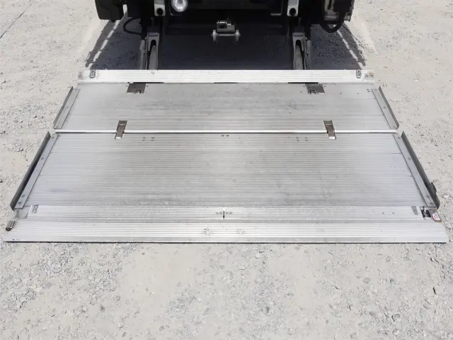 日野 レンジャー TKG-GD7JLAG(2WD)の写真12