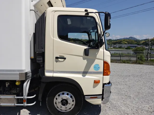 日野 レンジャー TKG-FC9JKAA(2WD)の写真4