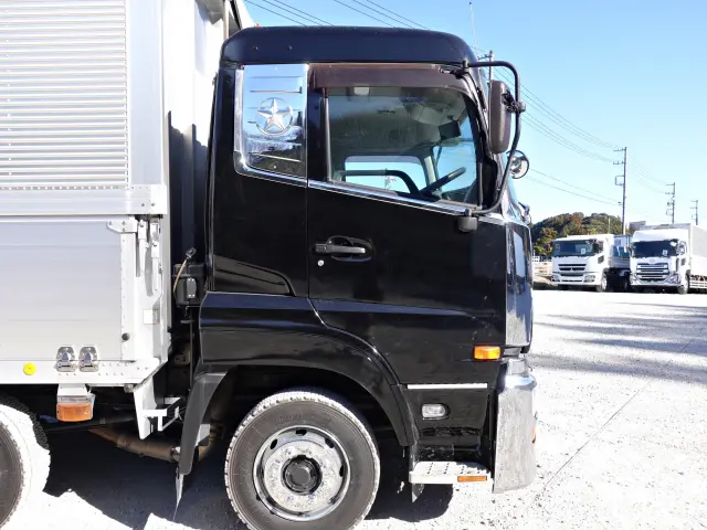 ＵＤ クオン QKG-CG5ZA(8x4)の写真4