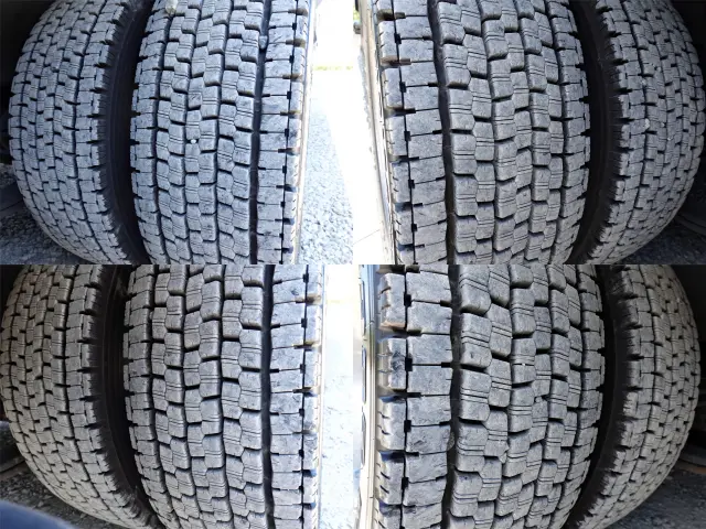 三菱 スーパーグレート QKG-FS55VY(8x4)の写真13