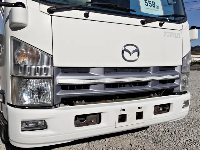 いすゞ エルフ BKG-LPR85AN(2WD)の写真7