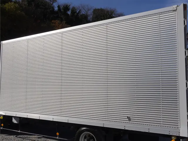 いすゞ エルフ BKG-LPR85AN(2WD)の写真13