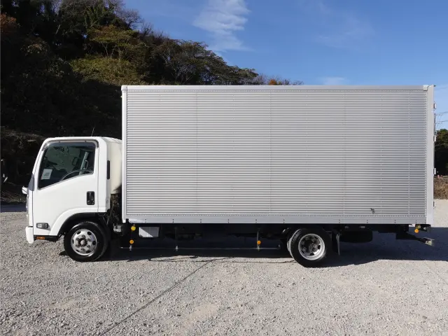 いすゞ エルフ BKG-LPR85AN(2WD)の写真14