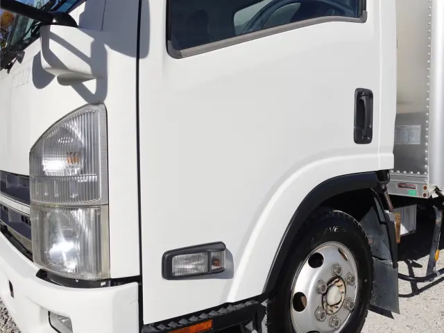 いすゞ エルフ BKG-LPR85AN(2WD)の写真16