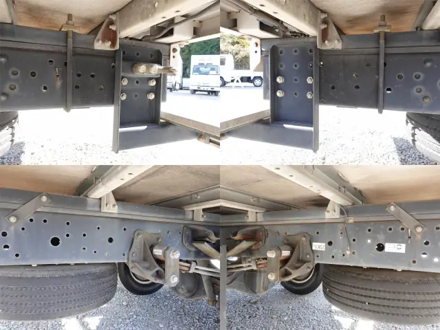 いすゞ エルフ BKG-LPR85AN(2WD)の写真23