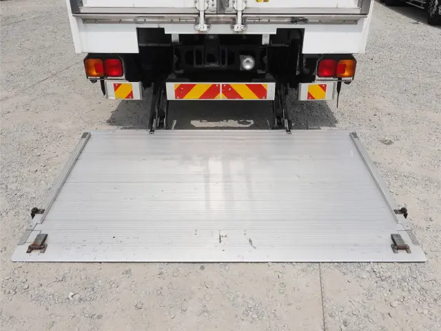 日野 レンジャー TKG-GD7JKAA(2WD)の写真12
