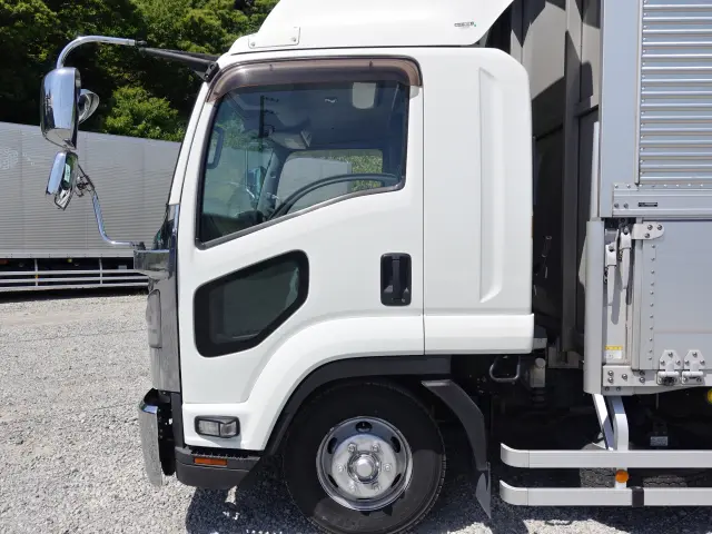 いすゞ フォワード 2RG-FRR90T2(2WD)の写真7