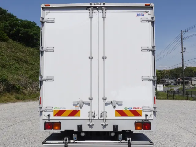 いすゞ フォワード 2RG-FRR90T2(2WD)の写真9