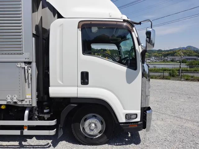 いすゞ フォワード 2RG-FRR90T2(2WD)の写真12