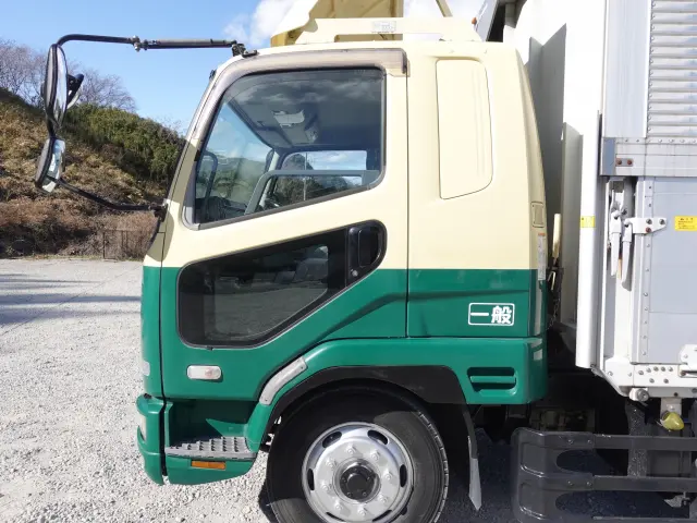 三菱 ファイター PJ-FK62FZ(2WD)の写真11