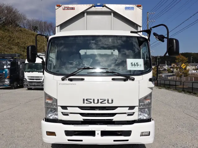 いすゞ フォワード TKG-FRR90T2(2WD)の写真3