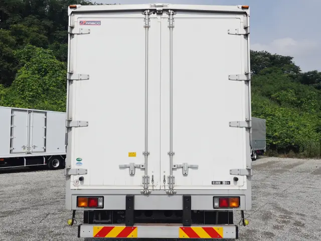 三菱 ファイター TKG-FK61F(2WD)の写真6
