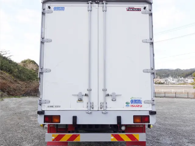 いすゞ フォワード TKG-FRR90S2(2WD)の写真8