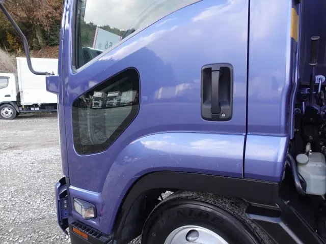 いすゞ フォワード TKG-FRR90S2(2WD)の写真10