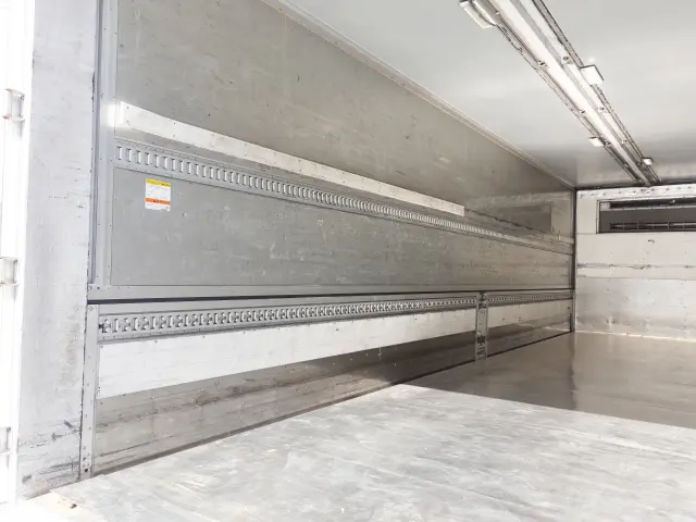 三菱 スーパーグレート QKG-FS54VZ(8x4)の写真18